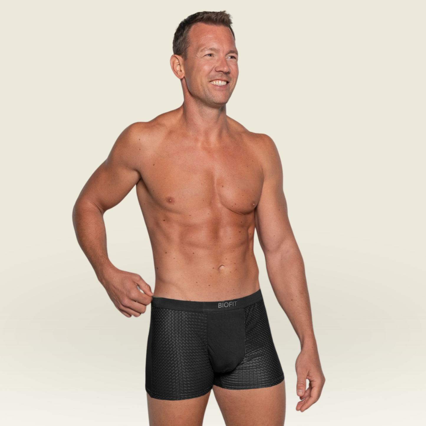 BIOFIT® Essentials Boxer Trunks 5-Pack Black | + 5 FREE